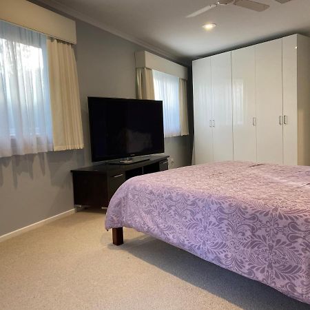 Guest Ensuite 7 Minutes From Airport Мелбърн Екстериор снимка
