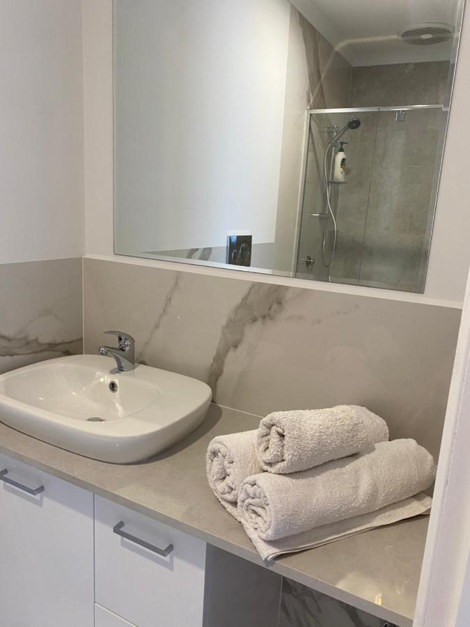 Guest Ensuite 7 Minutes From Airport Мелбърн Екстериор снимка